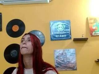 Freechat skinnyverus18 on CamSoda