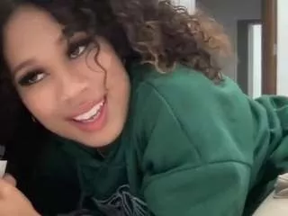 Offline skylasun on CamSoda