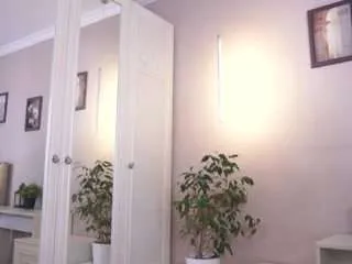 slimphony on CamSoda