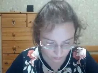 Freechat smart-rose on CamSoda