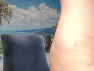 Offline soaring-love on CamSoda