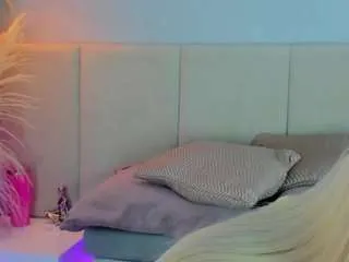 Offline sofia-pamela1 on CamSoda