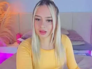 Offline sofia-pamela1 on CamSoda