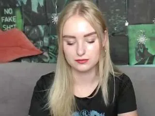 Offline sofysoft on CamSoda