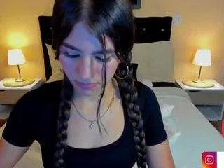 Offline sophia-rincon on CamSoda