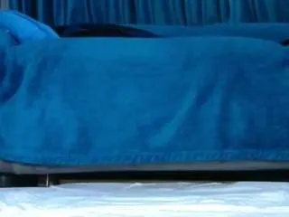 Offline squirtyshow on CamSoda