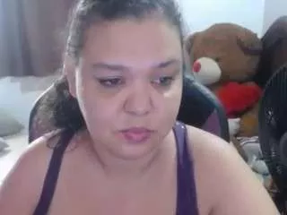 Freechat star-red-cams on CamSoda