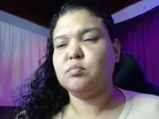 Freechat star-red-cams on CamSoda