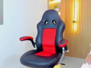 Offline stephany-summer on CamSoda