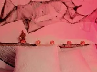 Offline stephanyrouss on CamSoda