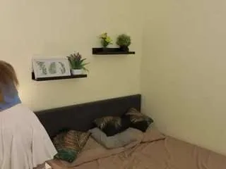 Offline sue-sanders on CamSoda