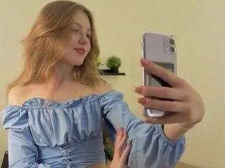 Offline sue-sanders on CamSoda