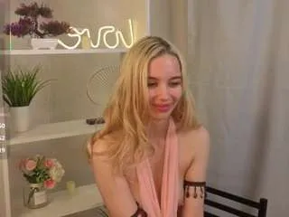 Freechat suncaso on CamSoda