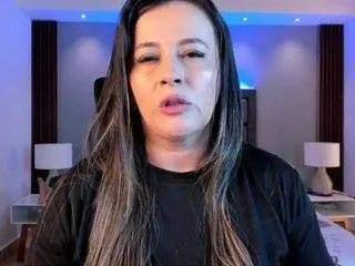 Offline susannross on CamSoda