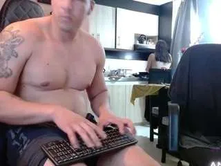 Freechat sweet-hot-karen on CamSoda