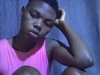 Offline sweet-roxxy on CamSoda