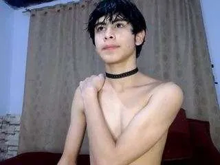 sweetass-18 on CamSoda 