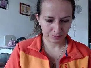 Freechat sweetkattie on CamSoda