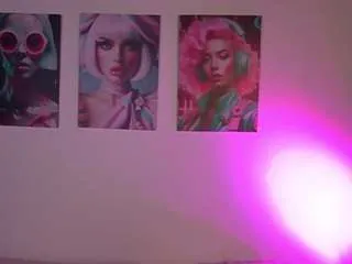 sweettirenn — Goal is: play my pussy + oil feet [190 tokens remaining]