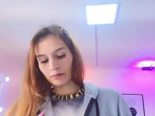 Offline tamaragrays on CamSoda