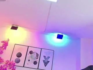 Offline tamaragrays on CamSoda