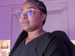 tamarazaki on CamSoda 