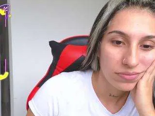 Offline tammyandradee on CamSoda