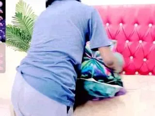 Offline temptressqeen on CamSoda