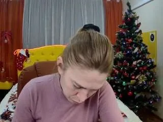 Freechat tessadaybreak on CamSoda