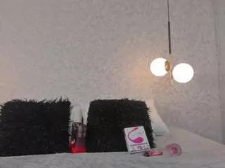 Offline thamara-angels1 on CamSoda