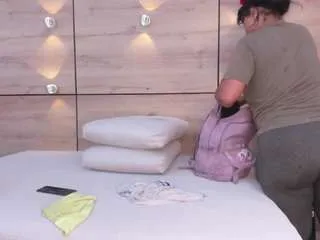 Freechat thaylanaa on CamSoda