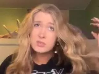 Offline thelittlebambii on CamSoda