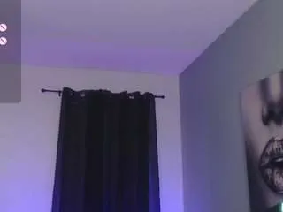 Offline tiabella on CamSoda