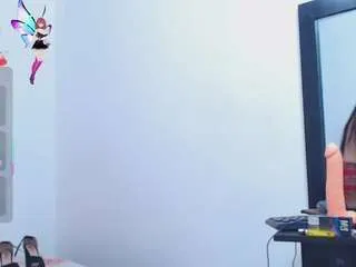 Freechat tifaniith on CamSoda