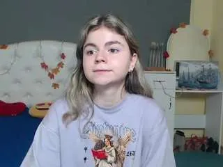 Offline tinaredly on CamSoda