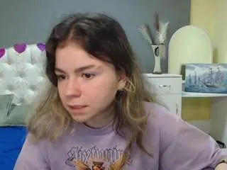 Offline tinaredly on CamSoda