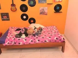 Freechat todayangel18 on CamSoda