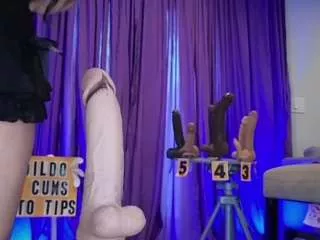 Freechat twofriends on CamSoda