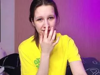 Offline ur-kitty on CamSoda