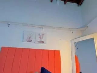 Offline valenrose0 on CamSoda