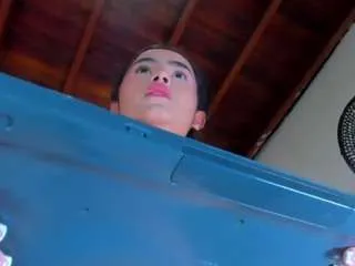 Offline valenrose0 on CamSoda