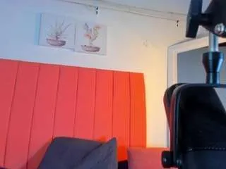 Offline valenrose0 on CamSoda