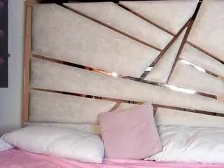 Freechat venusmorgax on CamSoda