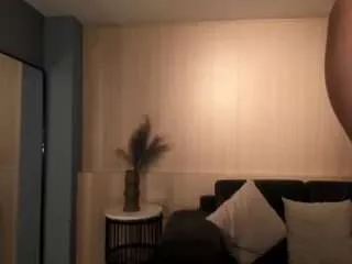 Freechat victoria-18 on CamSoda