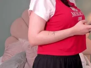 Offline victoria-cam on CamSoda