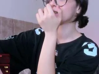 Offline violet-chosk on CamSoda