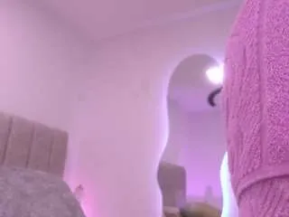 Offline violeta-sanz on CamSoda