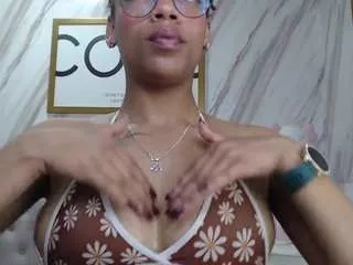 Offline violeth-b on CamSoda