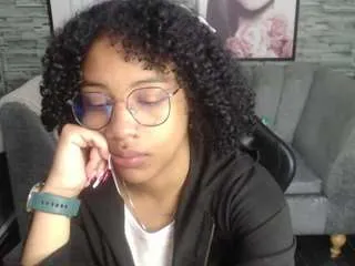 Offline violeth-b on CamSoda