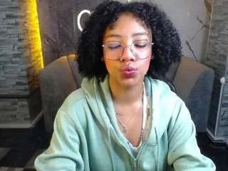 Offline violeth-b on CamSoda